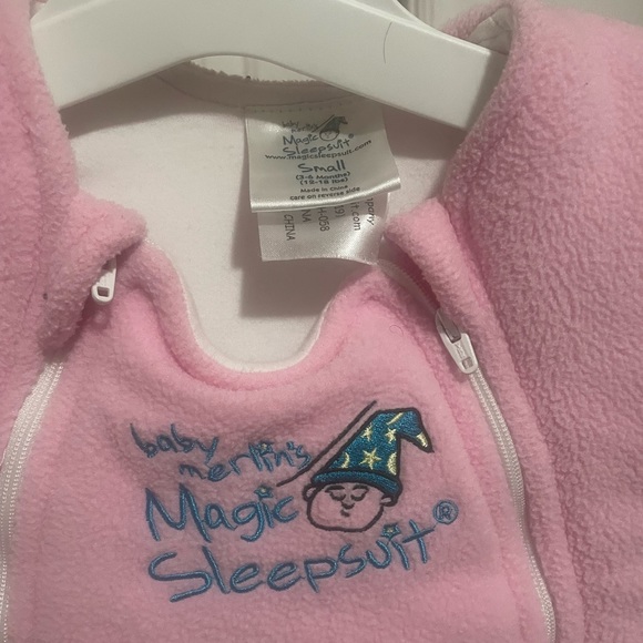 Baby Merlin magic sleep suit - Picture 3 of 4